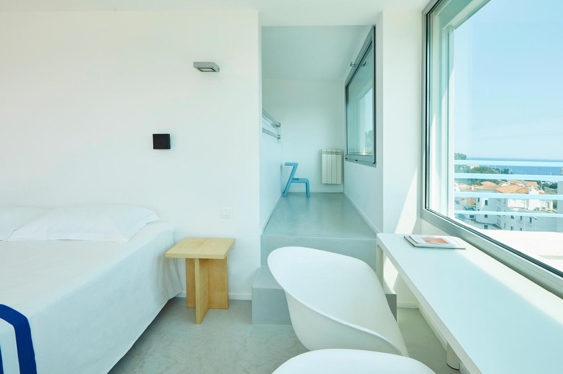 Hotel California Le Lavandou Room photo